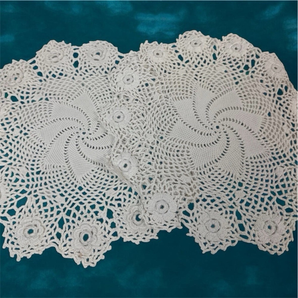 Collectible Beautiful Handmade Crocheted Doily Off White 10 Inch CUTE Set Of 2